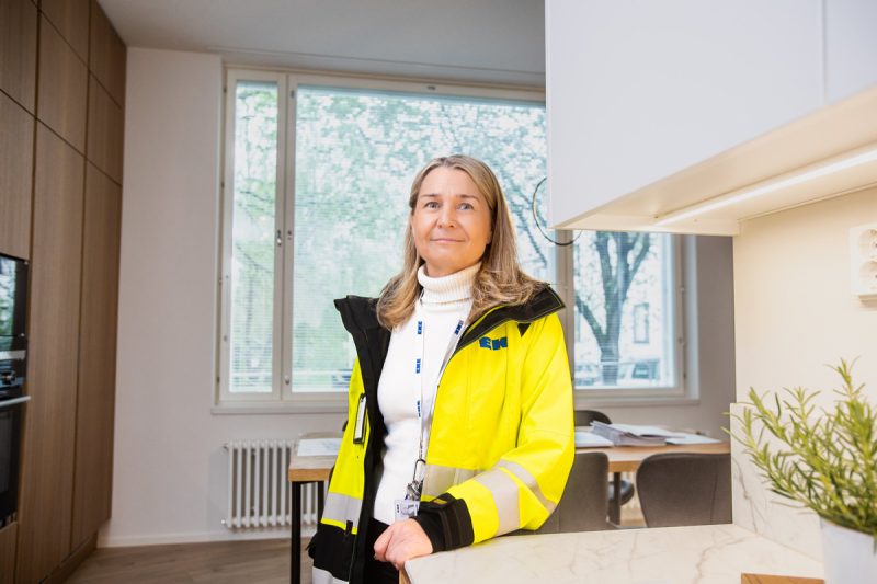 EKE-Rakennus Oy, myyntijohtaja Katri Waris