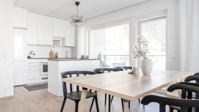 Asunto Oy Piispanportin Aura. Myynnissä uudet kerrostalokodit Espoossa.
