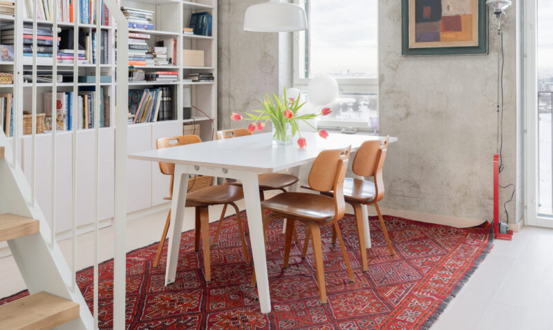 Verkkosaaren Artuksen kirjastohuone